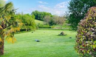 Maison 9 Pièces 440 m² à vendre à Beaumontois en Périgord (24440)