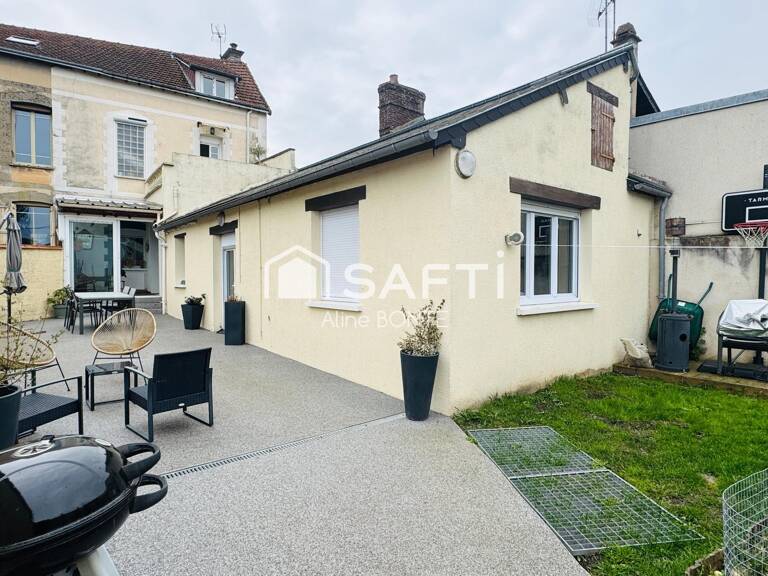 Maison 4 chambres avec jardin et garage — photo 1