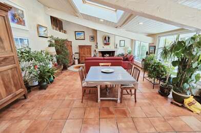 Maison 8 pièces 828000 €