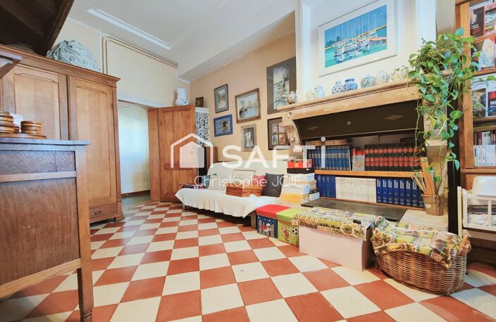 T8 235 m² en pierre lumineuse- Au calme- DPE C — photo 2