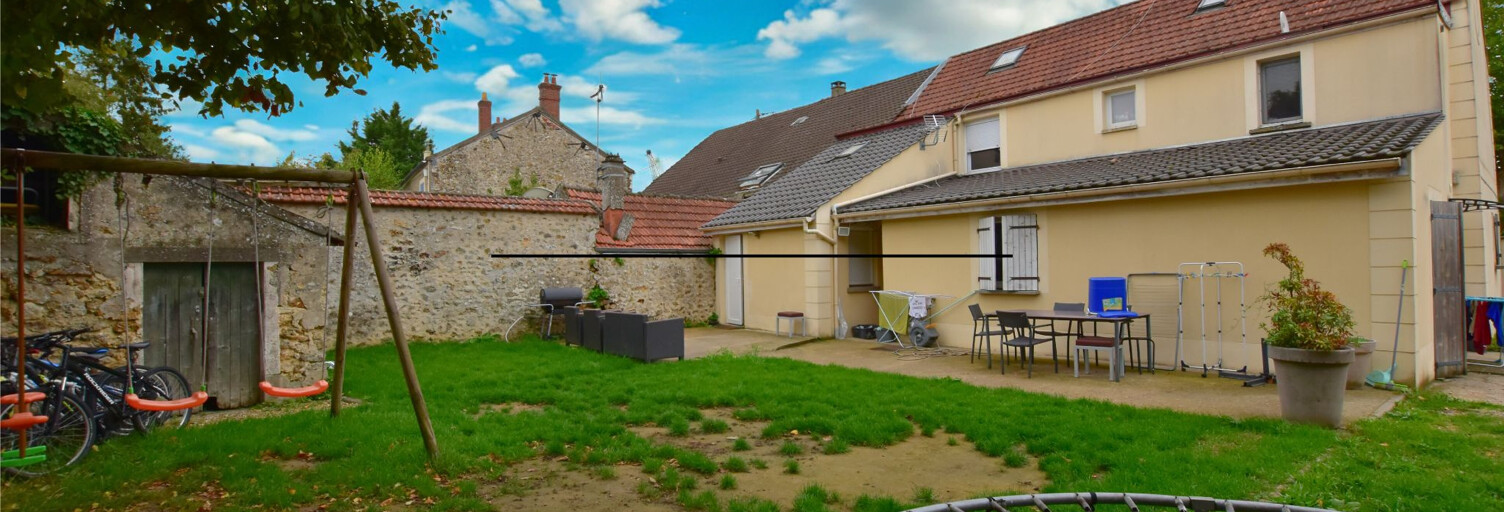 Maison 14 Pièces 165 m² à vendre à Les Essarts-le-Roi (78690)