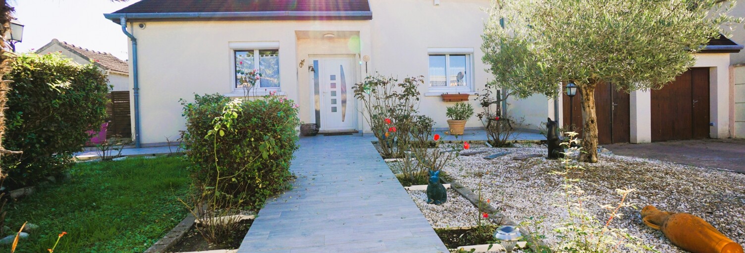 Maison 8 Pièces 200 m² à vendre à Roissy-en-Brie (77680)