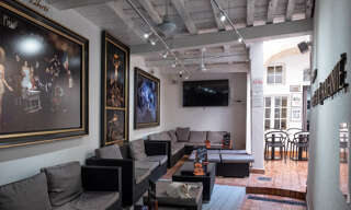 Commerce  191 m² à vendre à Arles (13200)