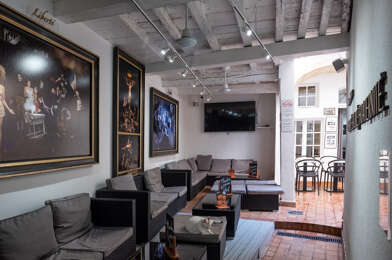 Commerce  580000 €