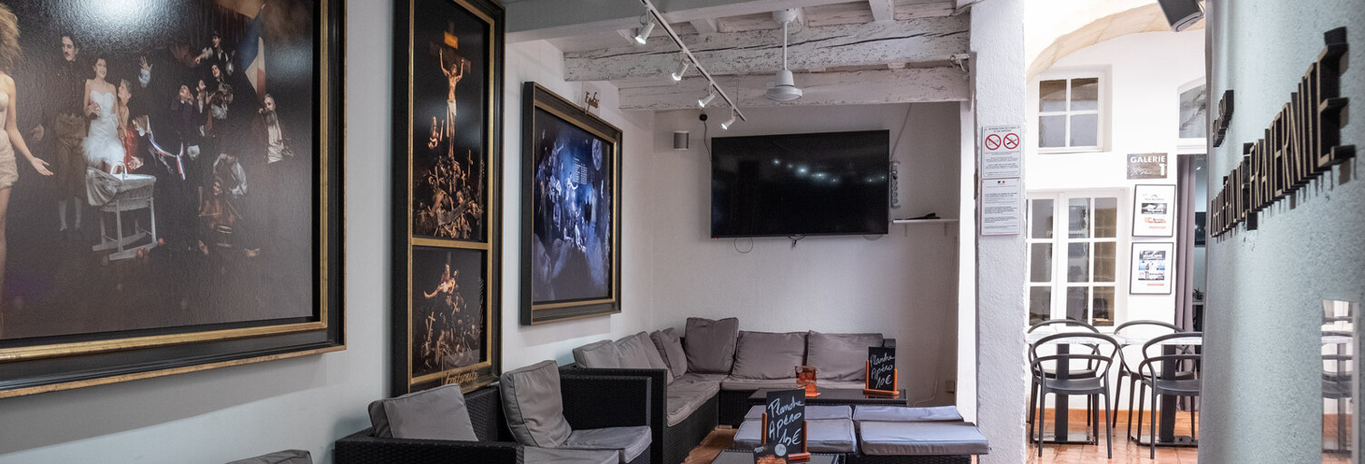 Commerce  191 m² à vendre à Arles (13200)