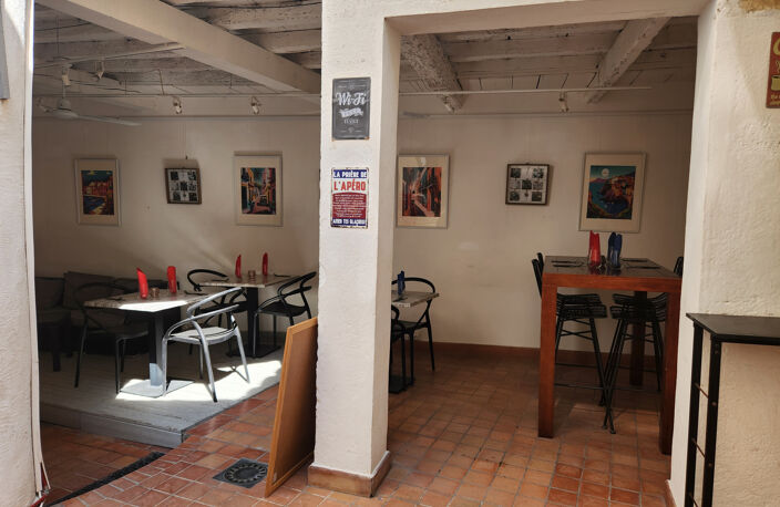 Arles   Hyper-centre — photo 2