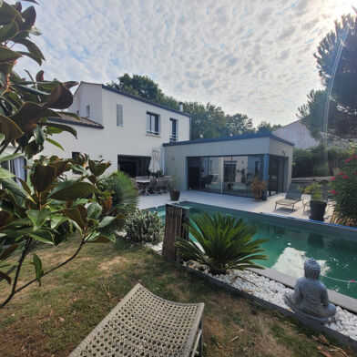 Maison 7 pièces 574750 €