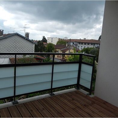 Appartement 2 pièces 710 €