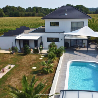 Maison 5 pièces 415000 €