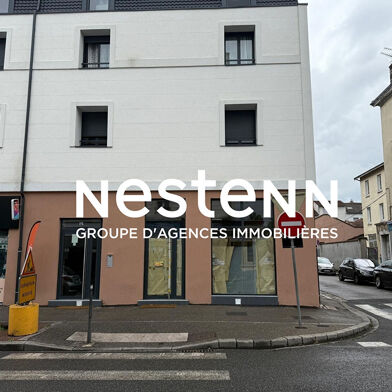 Commerce 4 pièces 2400 €