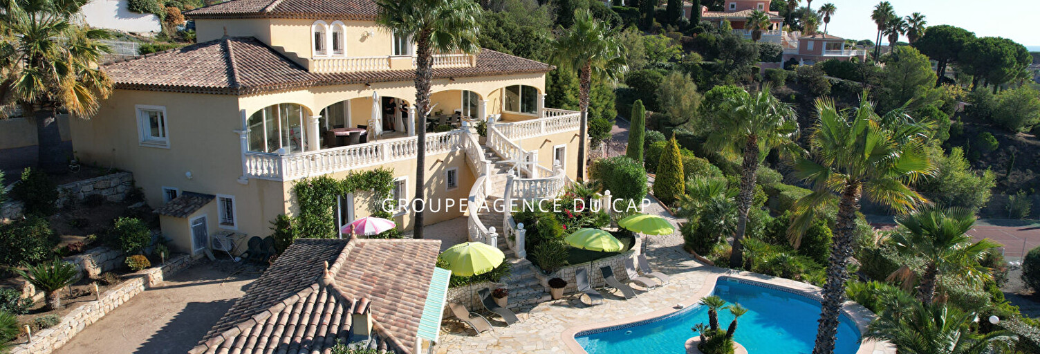 Maison 7 Pièces 225 m² à vendre à Roquebrune-sur-Argens (83380)