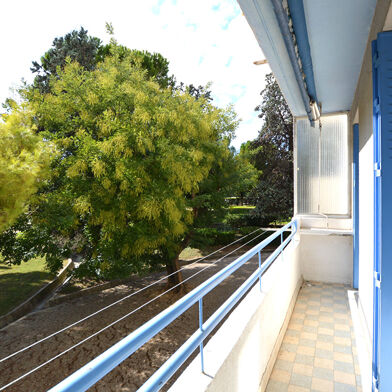 Appartement 4 pièces 220000 €