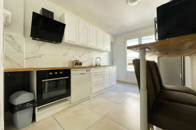 Appartement 5 pièces 220000 €