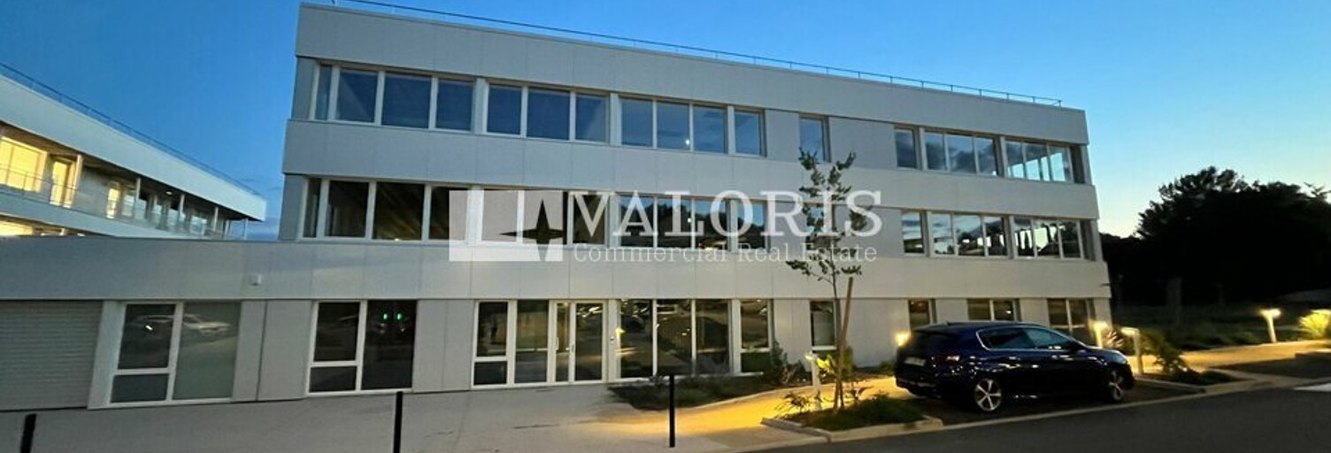 Bureau  1053 m² à louer à Ventabren (13122)