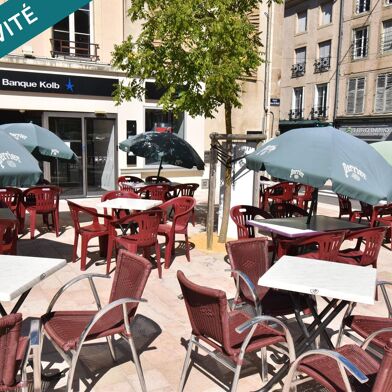 Commerce 4 pièces 68000 €