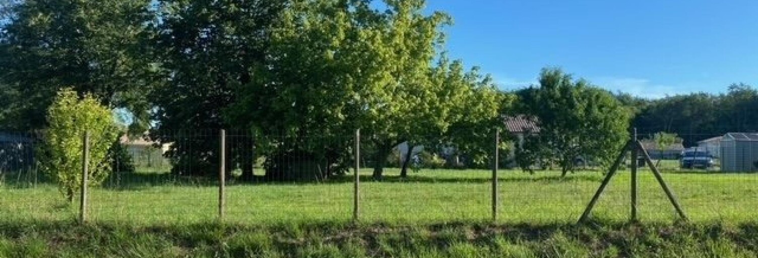 Terrain  566 m² à vendre à Bellebat (33760)