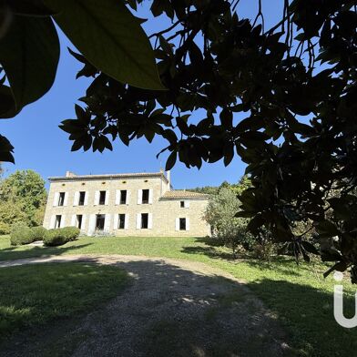 Maison 18 pièces 958000 €