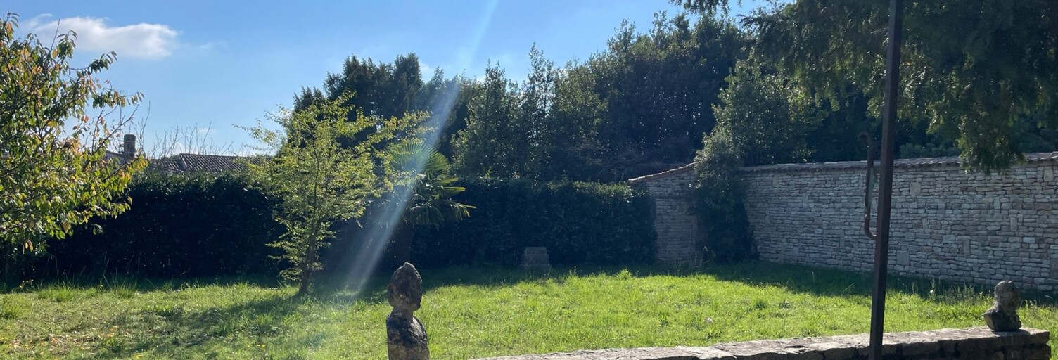 Maison 8 Pièces 132 m² à vendre à La Flotte (17630)