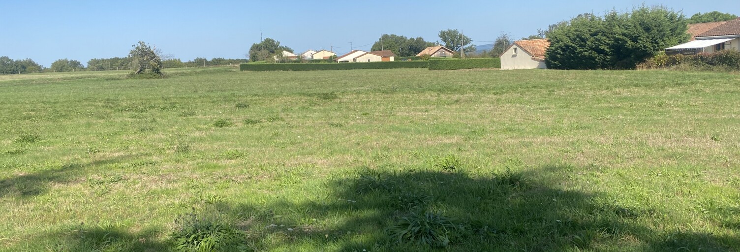 Terrain  1827 m² à vendre à Domme (24250)