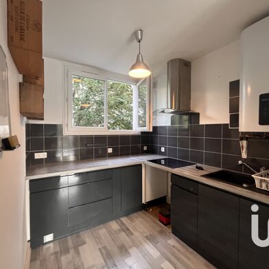 Appartement 3 pièces 1000 €