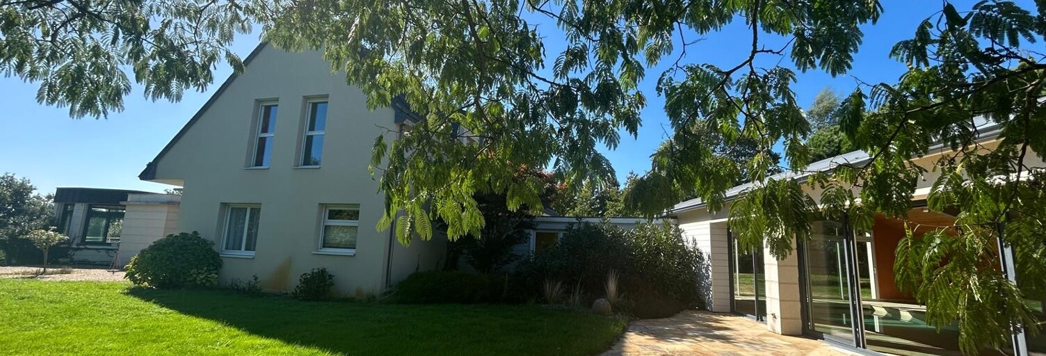 Maison 8 Pièces 244 m² à vendre à Durtal (49430)