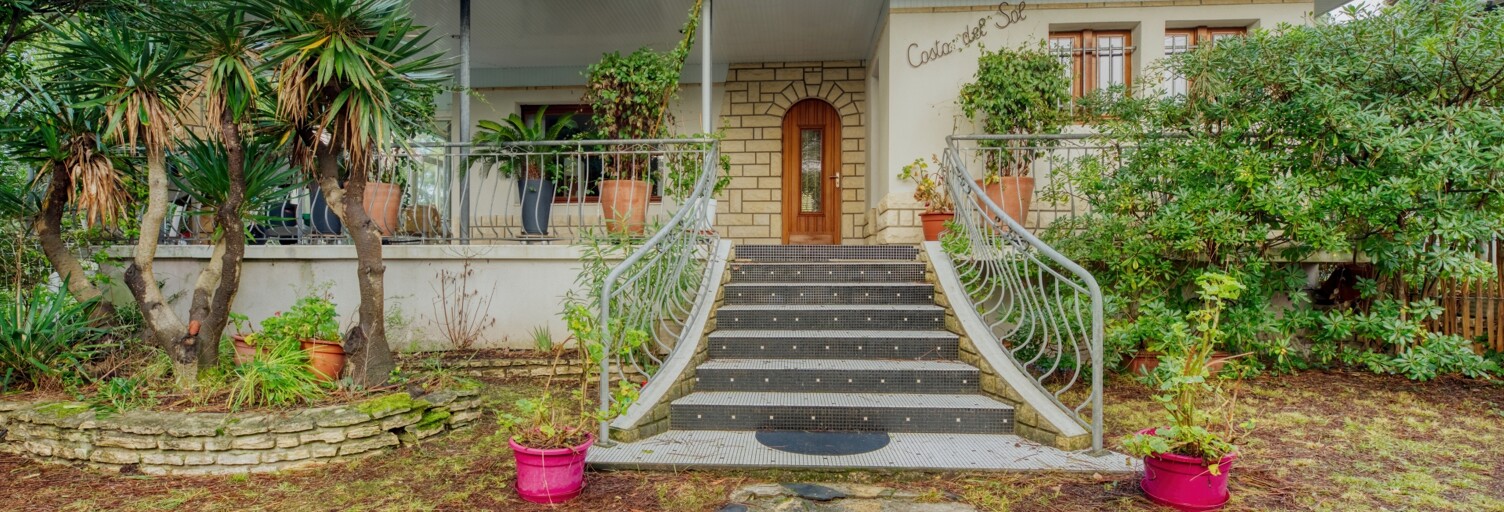 Maison 12 Pièces 195 m² à vendre à Lège (33950)