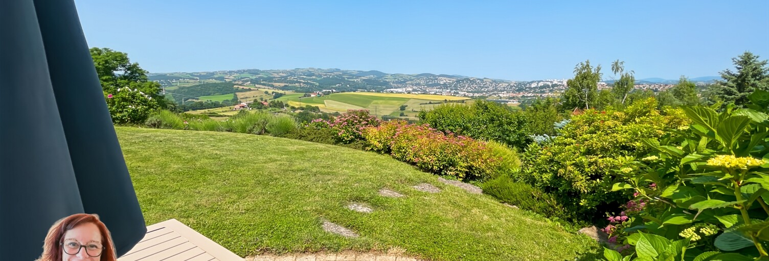 Maison 10 Pièces 208 m² à vendre à Saint-Genest-Lerpt (42530)