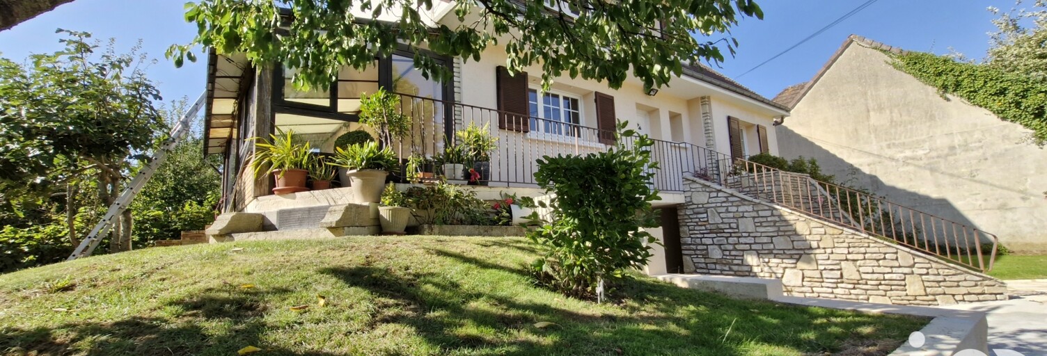 Maison 8 Pièces 152 m² à vendre à Magny (28120)