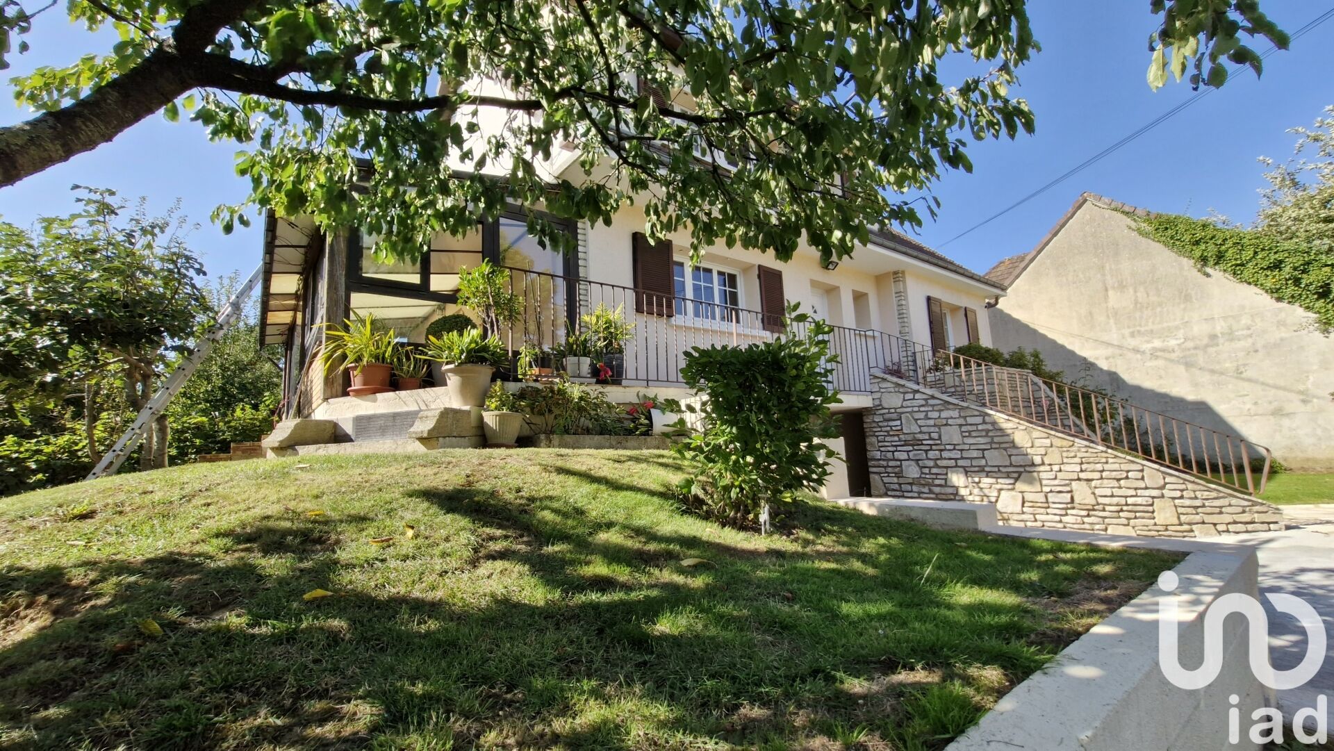 Magny - 151m² - 8p. - 4ch.