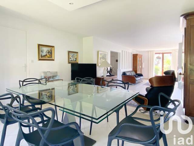 Vente Maison/villa 8 pièces — photo du bien