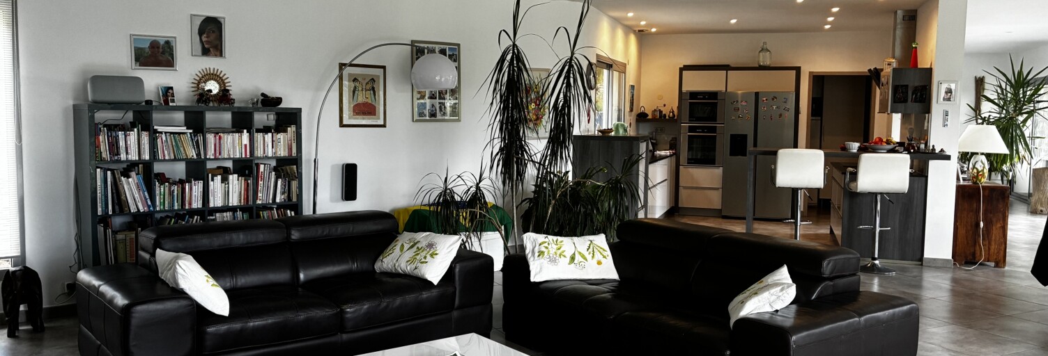 Maison 5 Pièces 180 m² à vendre à Vernègues (13116)