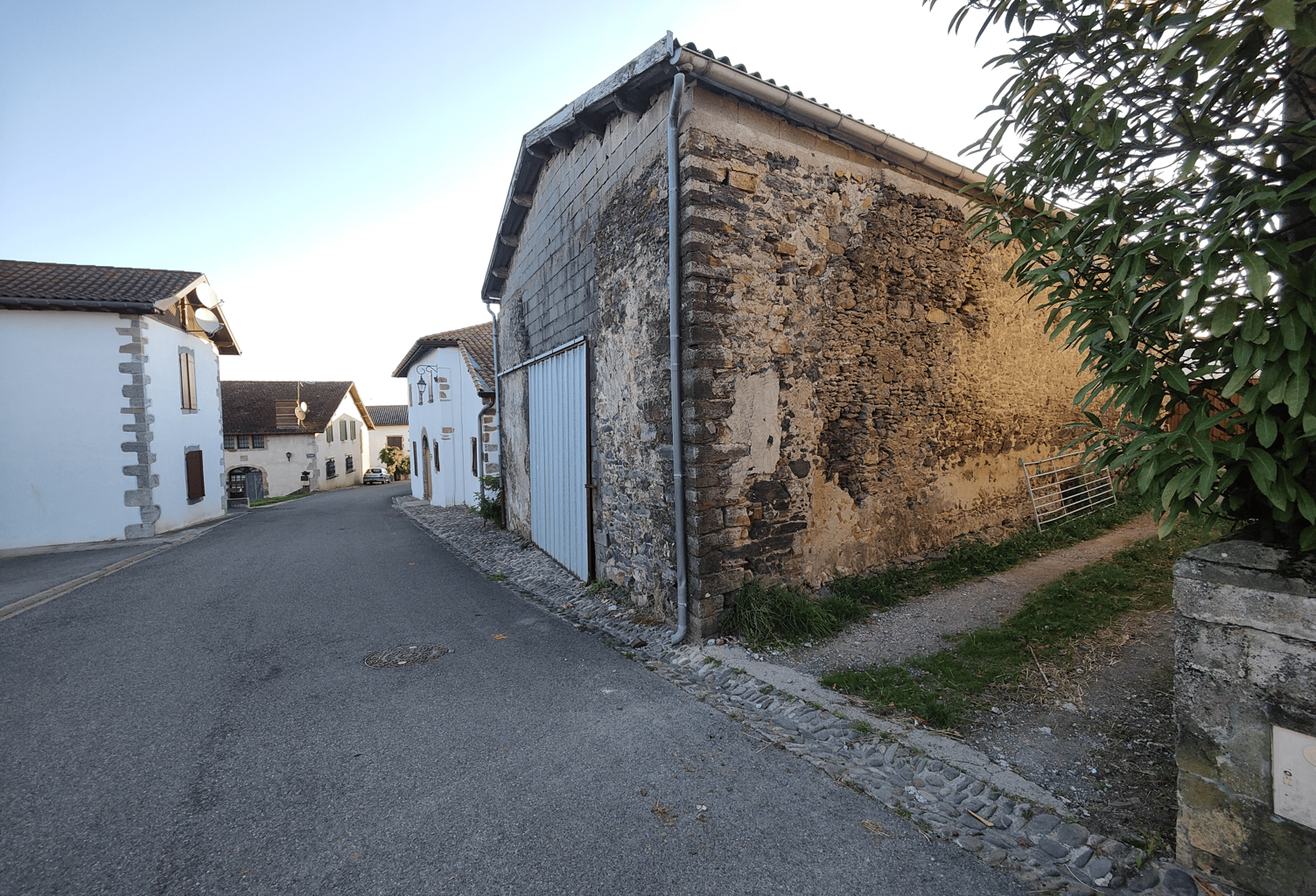 Lur Alde -- L'atelier à réinventer -- Coeur de village — photo 1