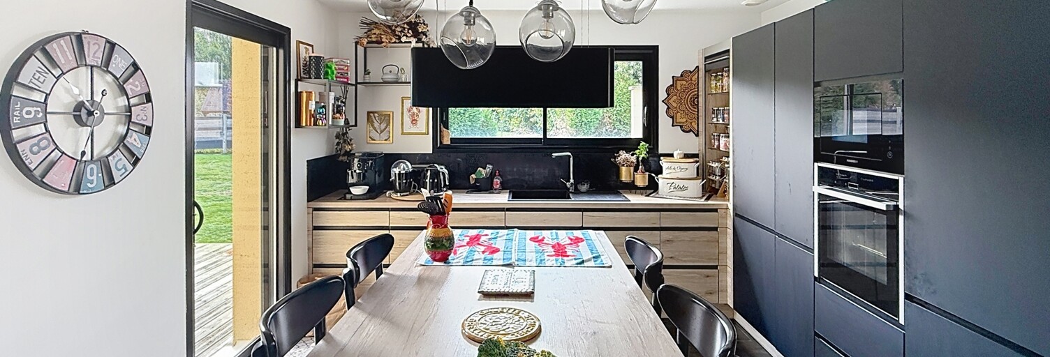 Maison 8 Pièces 225 m² à vendre à Harcourt (27800)