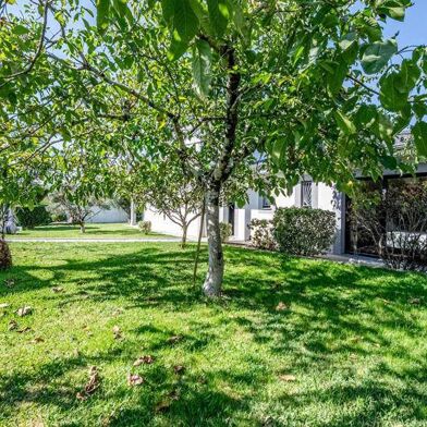 Maison 6 pièces 627748 €