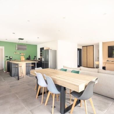 Maison 6 pièces 343200 €