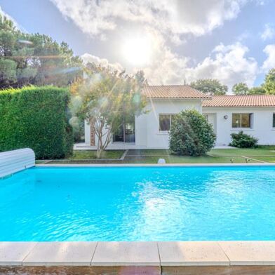 Maison 6 pièces 324632 €