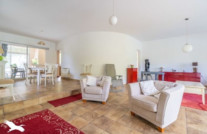 Vente maison 6 pièces 170 m² Talais (33590) — photo 2