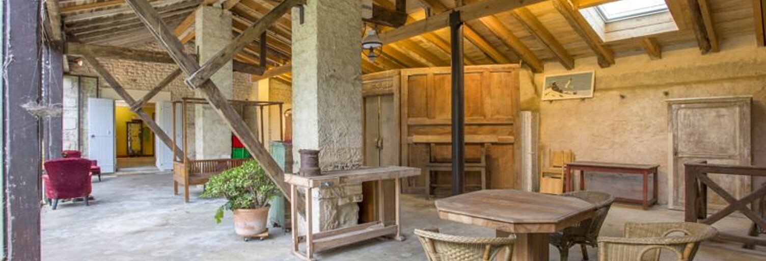 Maison 8 Pièces 289 m² à vendre à Nieul-sur-Mer (17137)