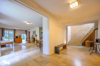 Maison 8 pièces 1250400 €