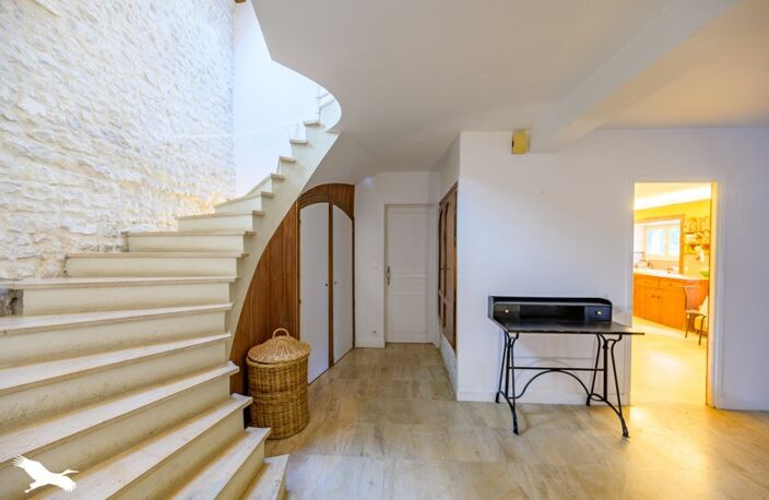 Vente maison 8 pièces 289 m² L'Houmeau (17137) — photo 4