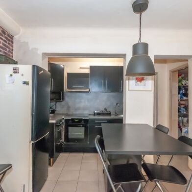 Appartement 3 pièces 220920 €