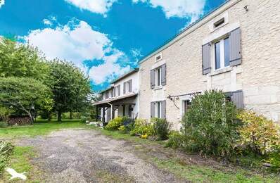 Maison en pierre de 7 pièces principales — photo du bien