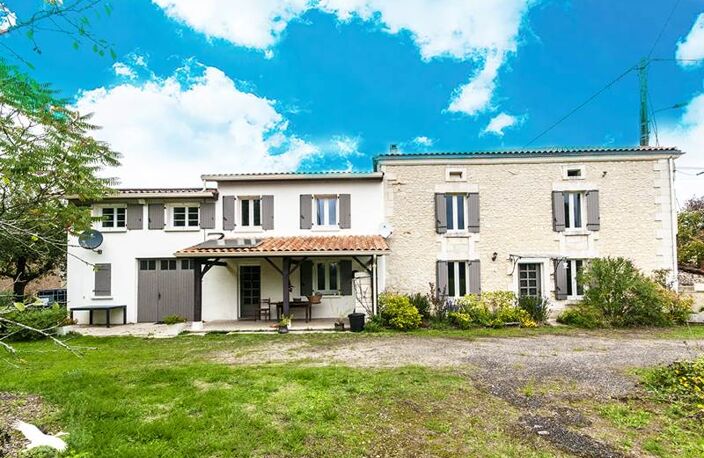 Maison en pierre de 7 pièces principales — photo 2