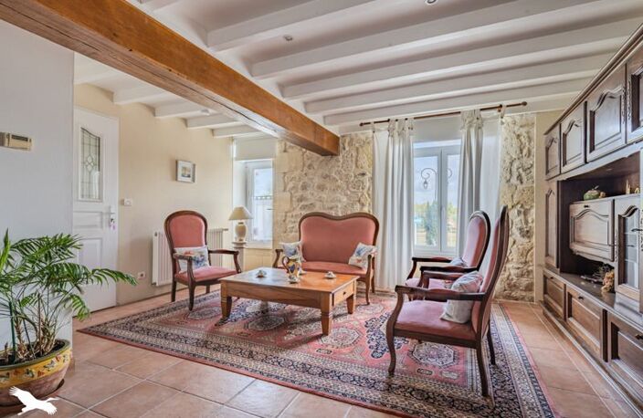 Maison en pierre de 5 pièces principales — photo 3