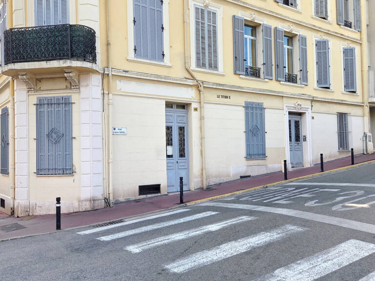 BUREAUX CENTRE CANNES — photo 1