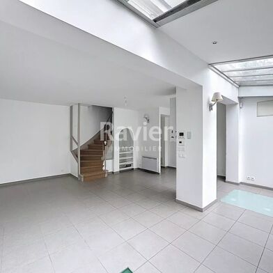 Maison 5 pièces 3000 €