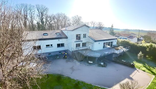 Villa / Maison 11 pièces  à vendre Breuillet 17920