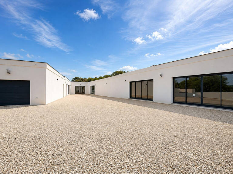 BAGNOL-SUR-CEZE Splendide villa ultra moderne de plain-pied — photo 1