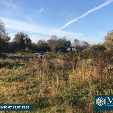 Terrain  44000 €