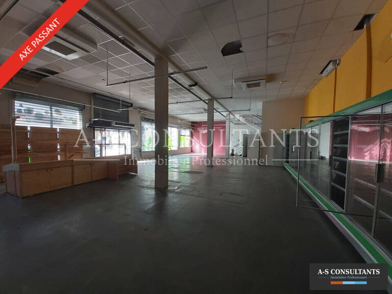 LOCAL COMMERCIAL A LOUER — photo 1